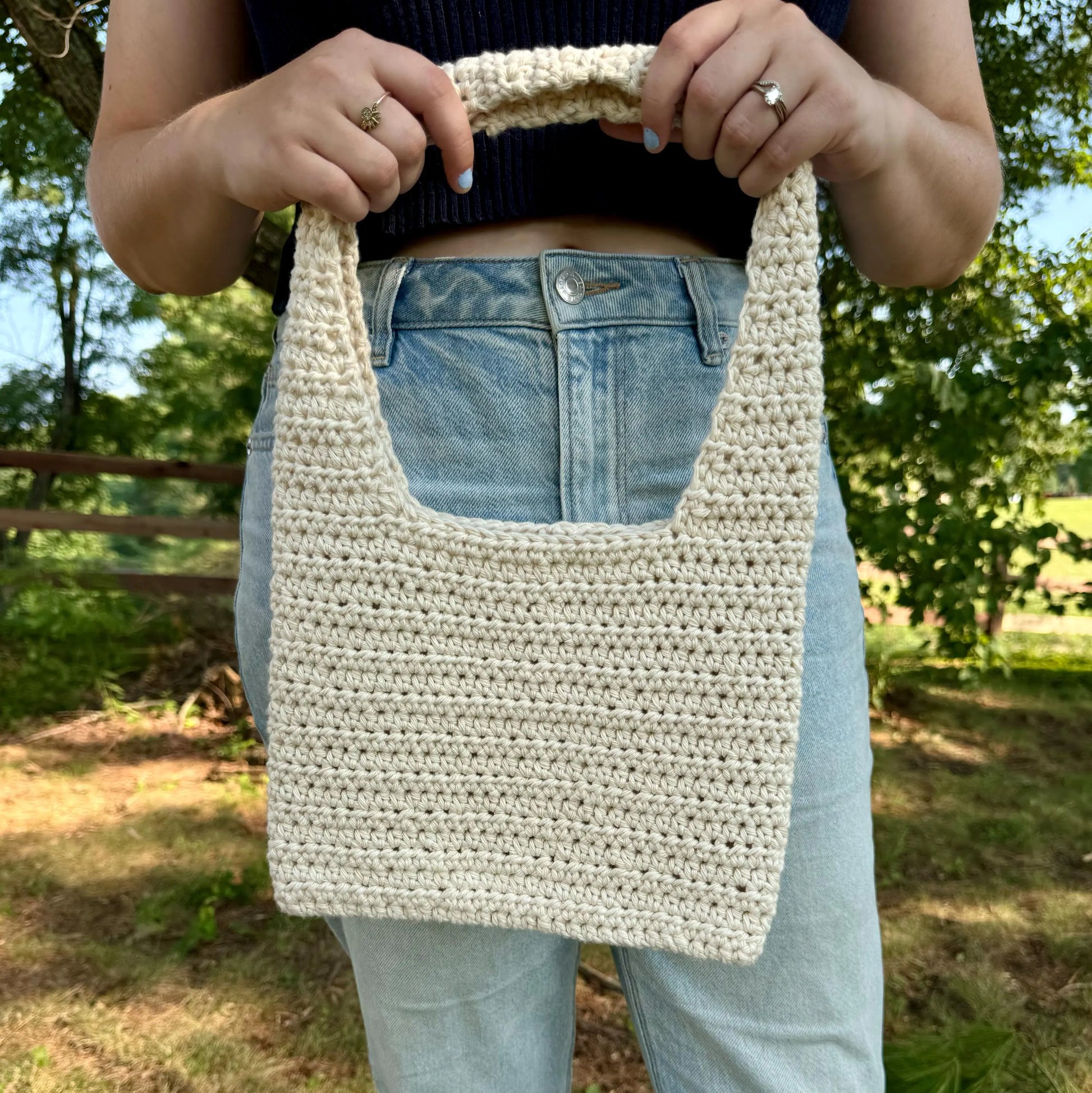 Crochet "Izzy" Shoulder Bag / Cotton image 1
